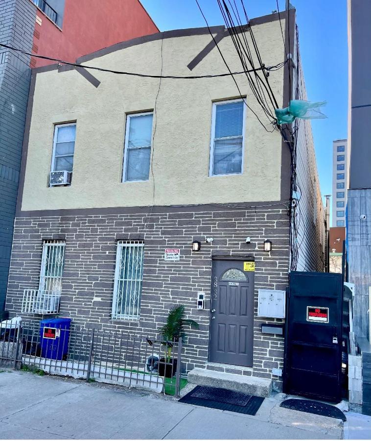 3 Bedrooms 2 Stops To Manhattan New York Exterior foto